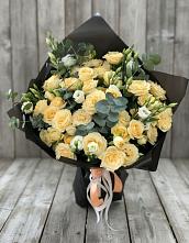 Букет цветов из:  Розы и Лизиантусы #REPLACE_PRED# Старой Кулатке