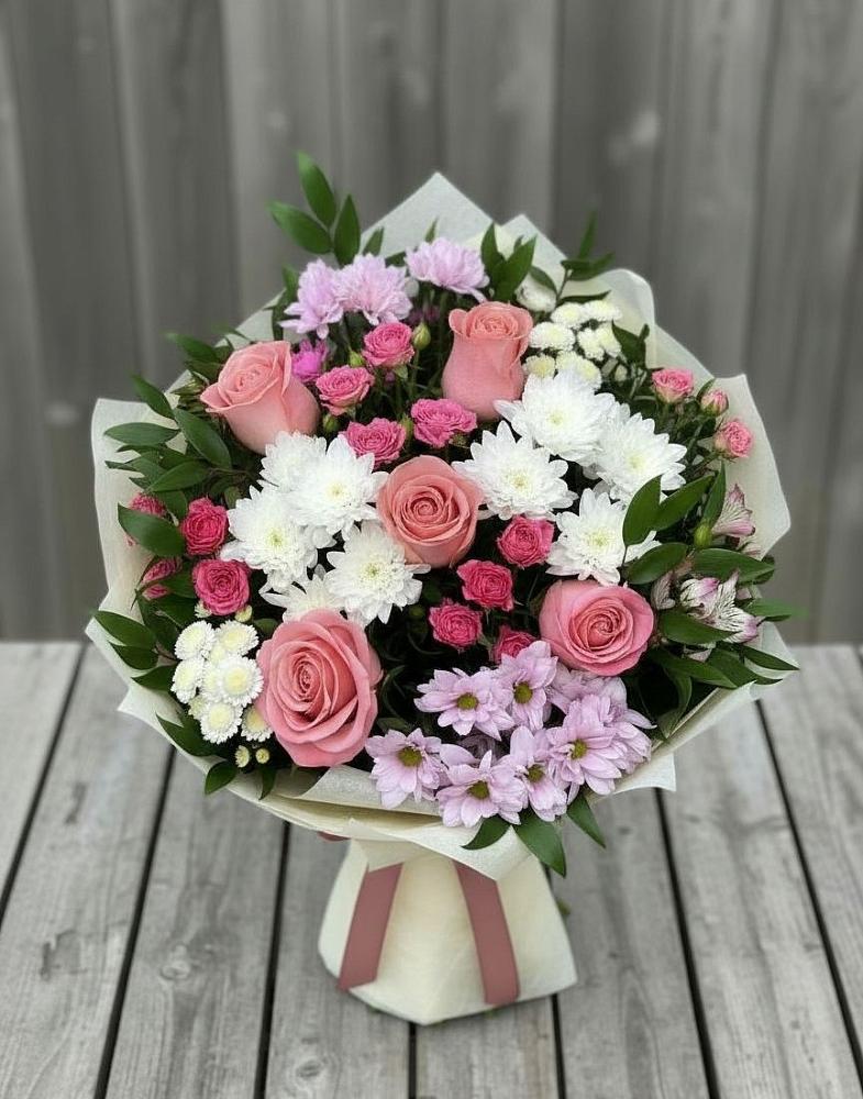 Букет цветов из: Альстромерии, Гвоздики, Розы и Хризантемы в Старой Кулатке