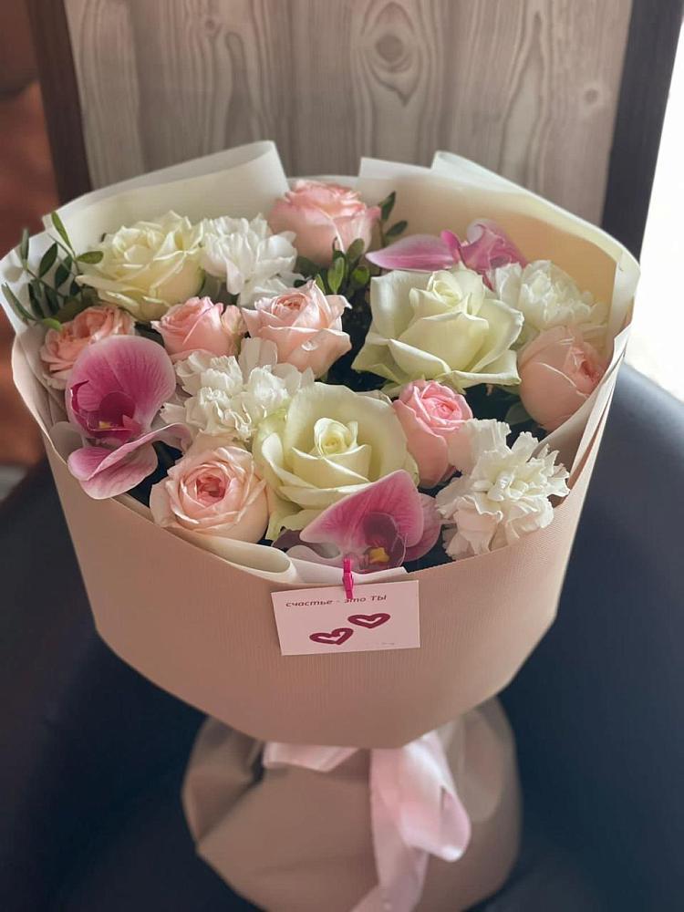 Букет цветов из: Орхидеи, Розы и Гвоздики в Старой Кулатке