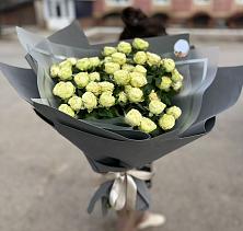 Букет Белые кустовые розы Солинеро в Старой Кулатке
