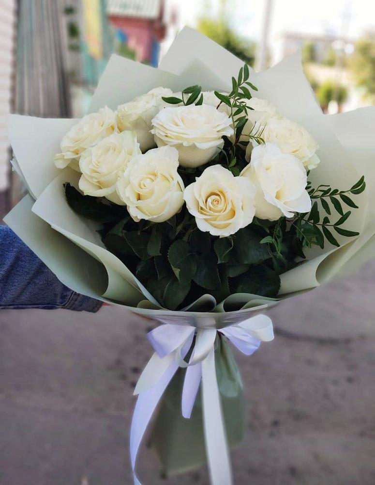 Букет Белые розы Проуд в Старой Кулатке