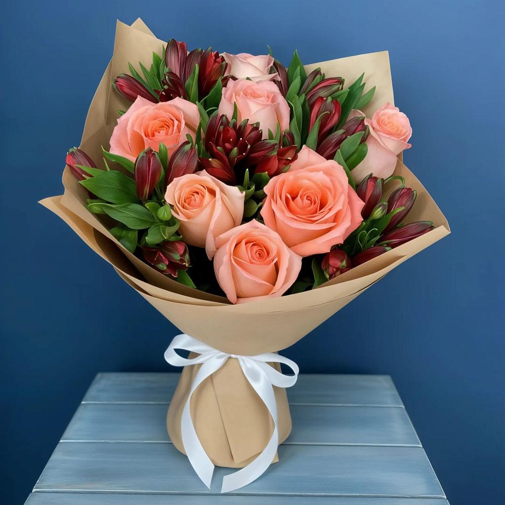 Букет цветов из: Розы и Альстромерии в Старой Кулатке