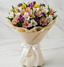 Букет цветов из:  Альстромерии в Старой Кулатке
