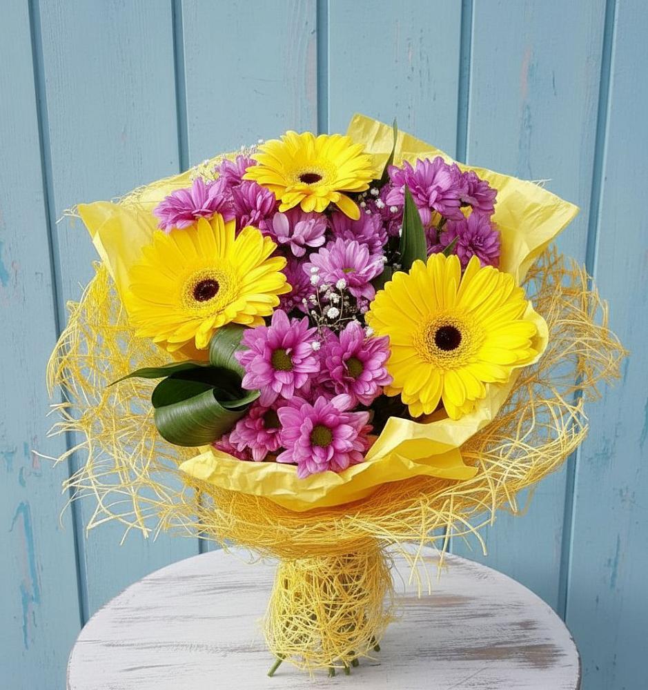 Букет цветов из: Хризантемы и Герберы в Старой Кулатке