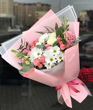 Букет цветов из:  Розы, Лизиантусы и Хризантемы в Старой Кулатке