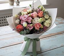 Букет цветов из:  Розы, Лизиантусы и Гвоздики в Старой Кулатке