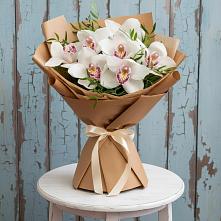 Букет цветов из:  Орхидеи и Розы #REPLACE_PRED# Старой Кулатке