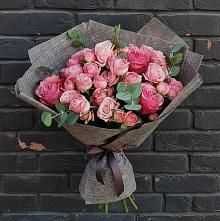 Букет цветов из:  Розы в Старой Кулатке